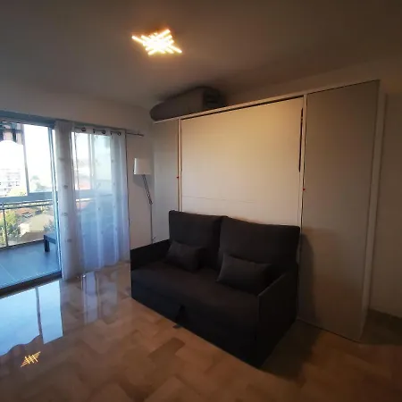 Sea Side Oceanides Apartment Juan-les-Pins Exterior photo